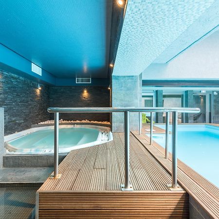 Hotel Brise De Mer - Piscine Interieure & Exterieure Saint-Raphael  Ngoại thất bức ảnh