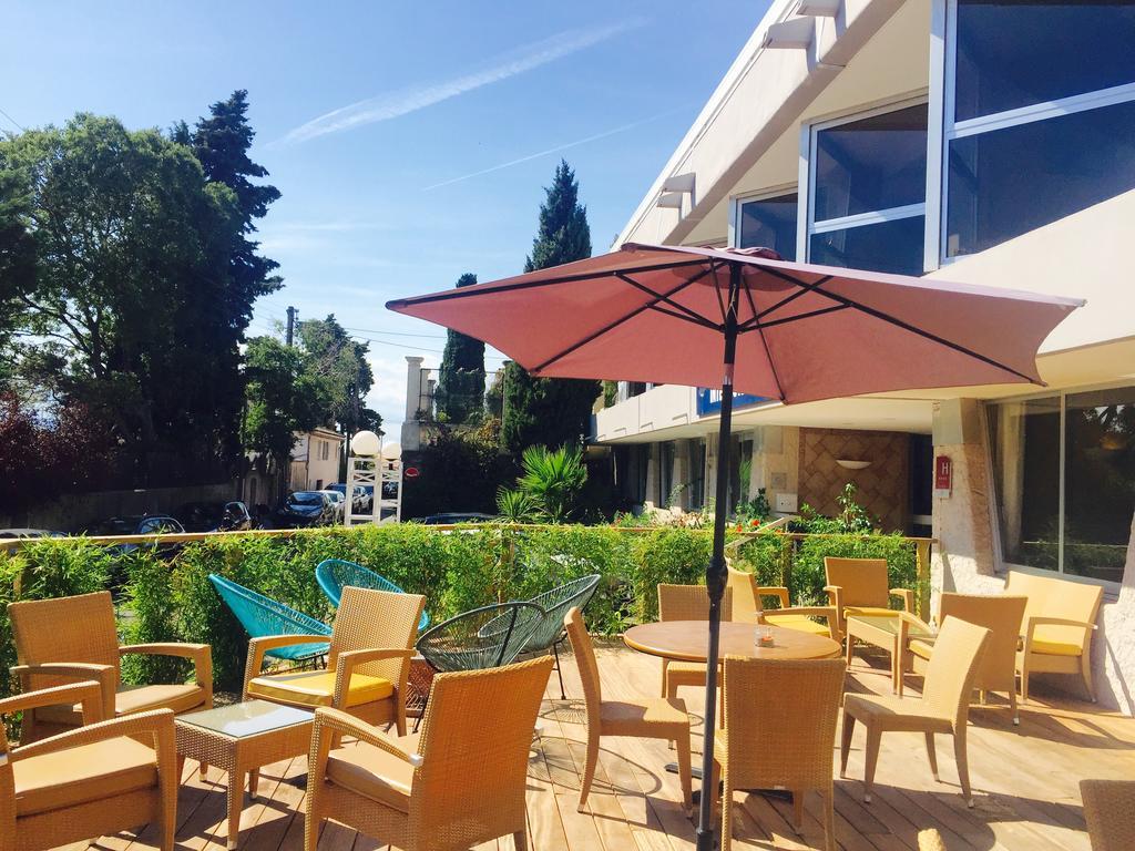 Hotel Brise De Mer - Piscine Interieure & Exterieure Saint-Raphael  Ngoại thất bức ảnh