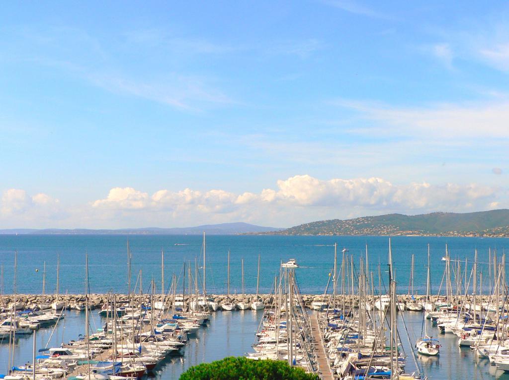 Hotel Brise De Mer - Piscine Interieure & Exterieure Saint-Raphael  Ngoại thất bức ảnh